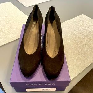 Stuart Weitzman suede pumps